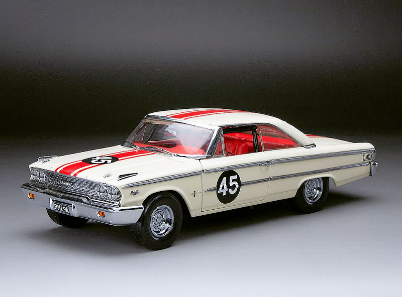 1:18 Ford Galaxie 500 XL Jack Sears Winner 1963  - SunStar Rally