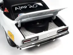 1:18 Chevrolet Camaro SS Baldwin Motion 1967 - Auto World