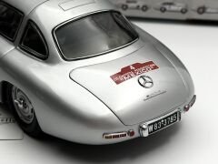 1:18 Mercedes-Benz 300 SL Carrera Panamericana Green - CMC