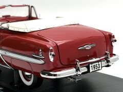 1:18 Chevrolet Bel Air Open Convertible Red 1953 - Sunstar