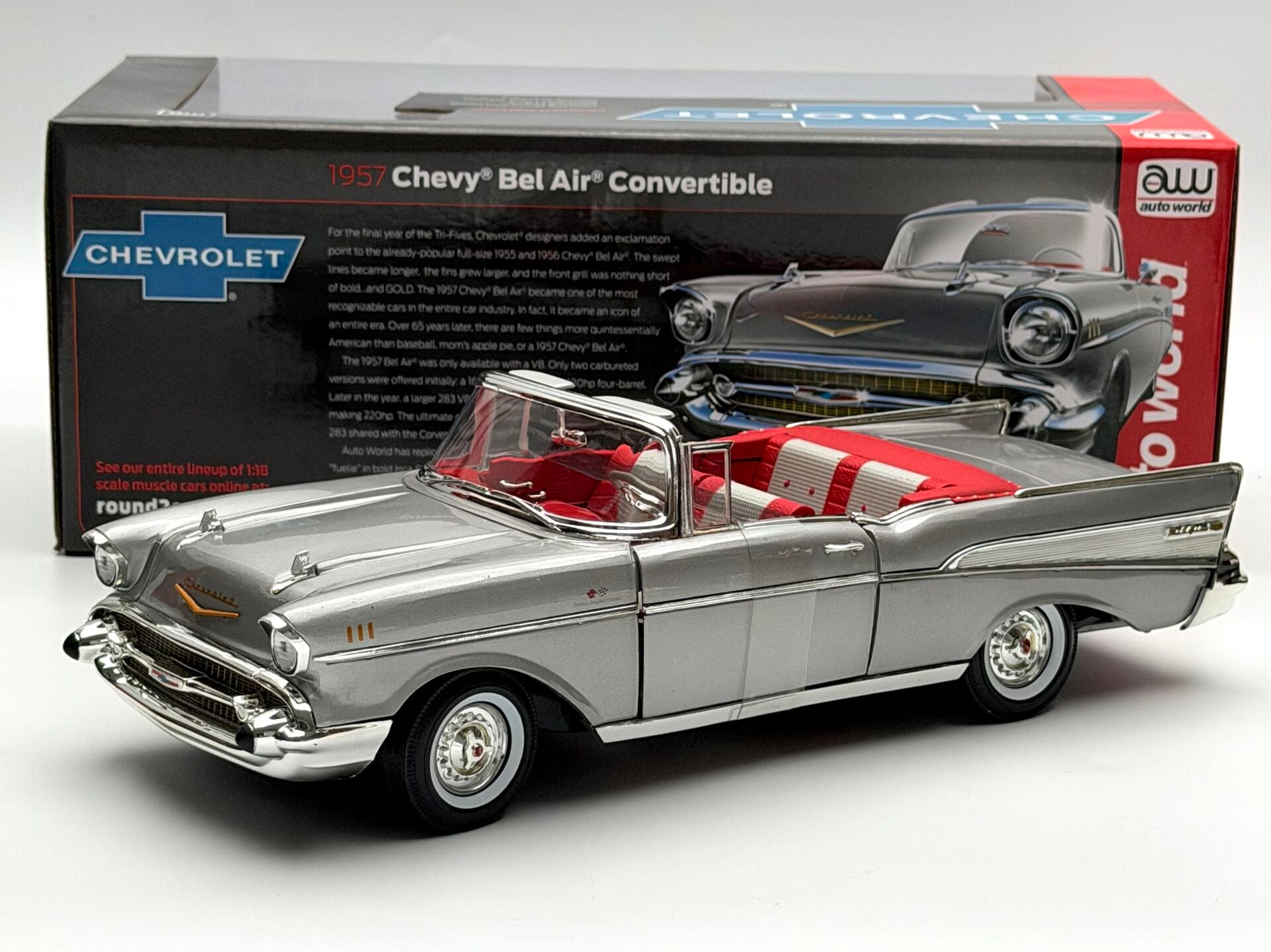 1:18 Chevrolet Bel Air Convertible 1957 Silver - Auto World