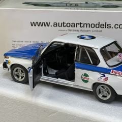 1:18 BMW 2002 Tap Rally 1972 Warmbold - Autoart