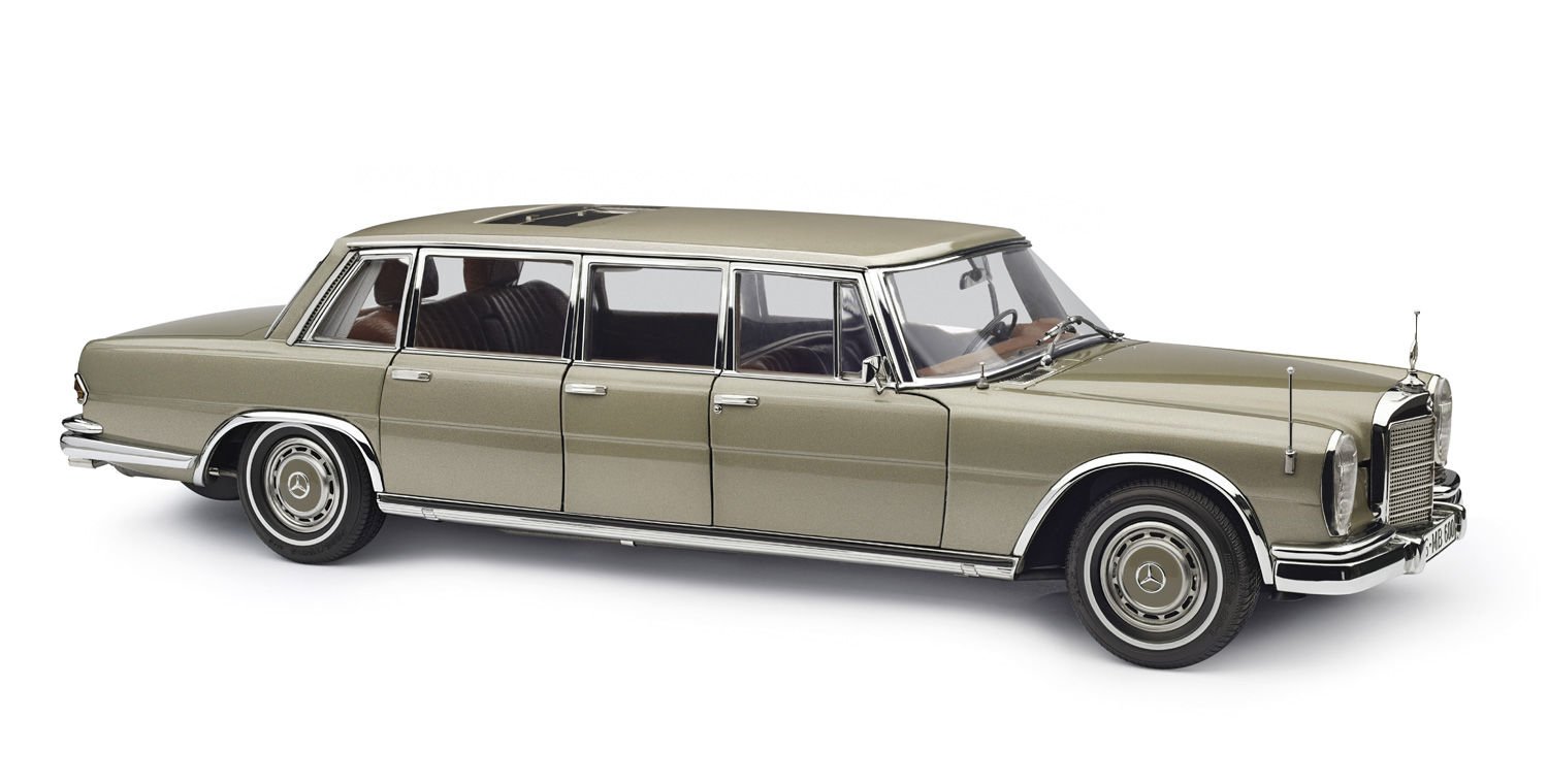 1:18 Mercedes-Benz 600 Pullman W100 Limousine Sand Beige - CMC