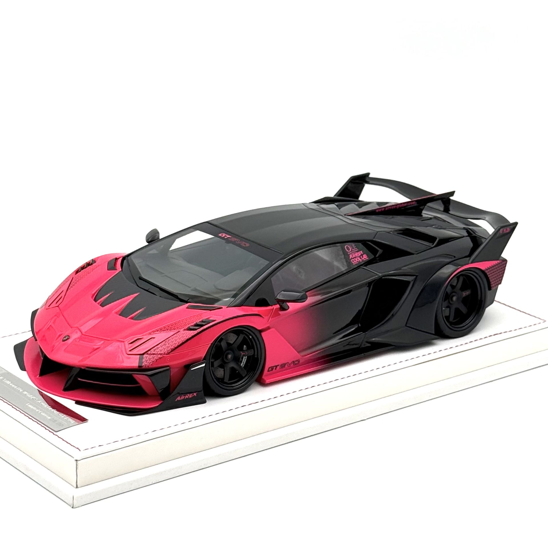 1:18 Lamborghini Aventador GT Evo LB Silhouette Pink - IVY Merit