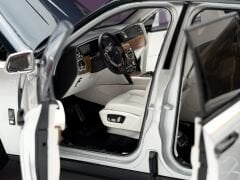 1:18 Rolls-Royce Cullinan Crossover SUV Green/Silver - Rolls Royce OEM