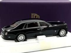1:18 Rolls Royce New Phantom VIII Black / Red Interior - Rolls-Royce OEM