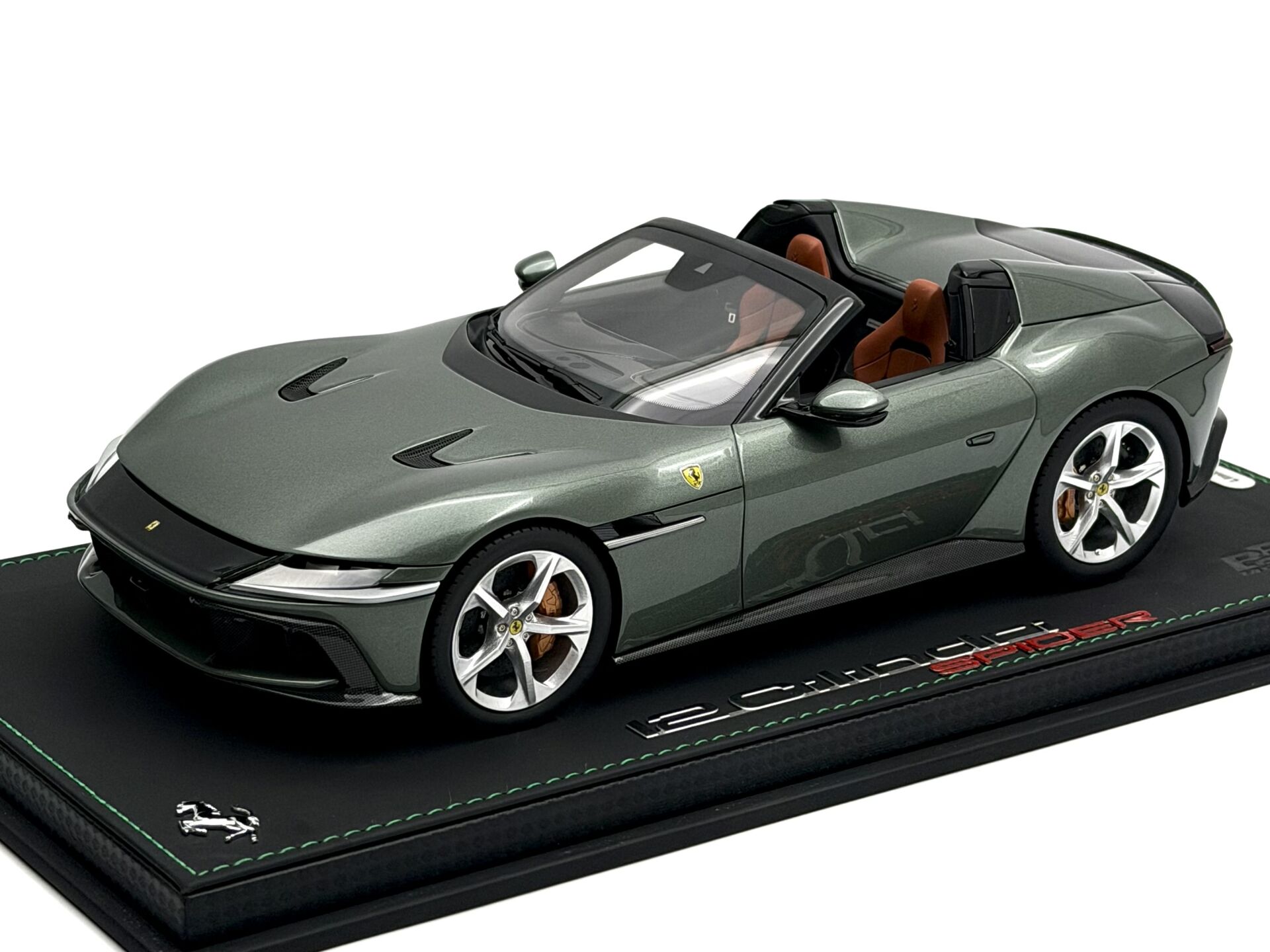 1:18 Ferrari 12Cilindri Verde Toscana 2024 - BBR MODEL