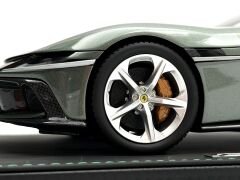 1:18 Ferrari 12Cilindri Verde Toscana 2024 - BBR MODEL