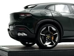 1:18 Ferrari Purosangue Verde British 66 pcs - BBR Models