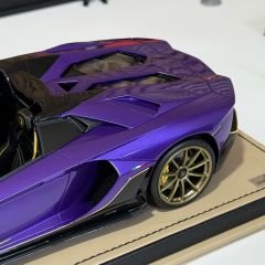 1:18 Lamborghini Aventador Ultimae Roadster Viola Pasifae - MR Model