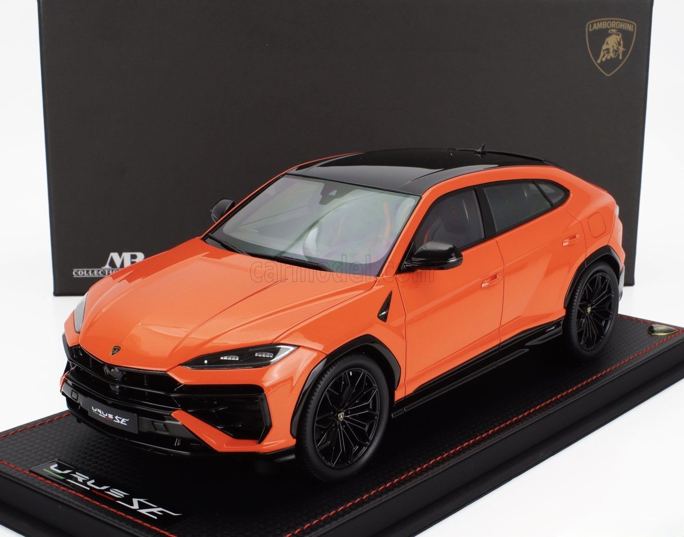 1:18 Lamborghini URUS SE Arancio Egon 49 pcs - MR Models