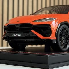 1:18 Lamborghini URUS SE Arancio Egon 49 pcs - MR Models