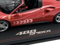 1:18 Ferrari 488 Spider Rosso Tristrato 2015 - BBR Models