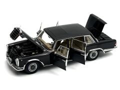 1:18 Mercedes-Benz 600 SWB W100 Black 76192 Kısa Şase - Autoart