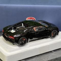 1:18 Bugatti Chiron Sport Noc Turne Black 2019 - AutoArt