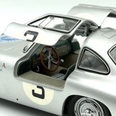 1:18 Mercedes-Benz 300 SL Carrera Panamericana Blue - CMC