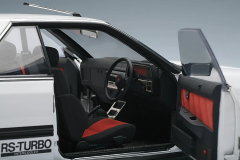 1:18 Nissan Skyline RS-X DR30 Intercooler White - Autoart