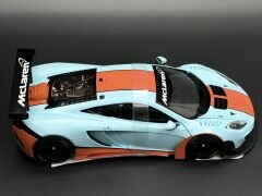 1:18 McLaren 12C GT3 GULF Colour 81343 - Autoart Signature