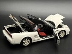 1:18 Honda NSX Type R Championship White 1992 73296 - Autoart Signature