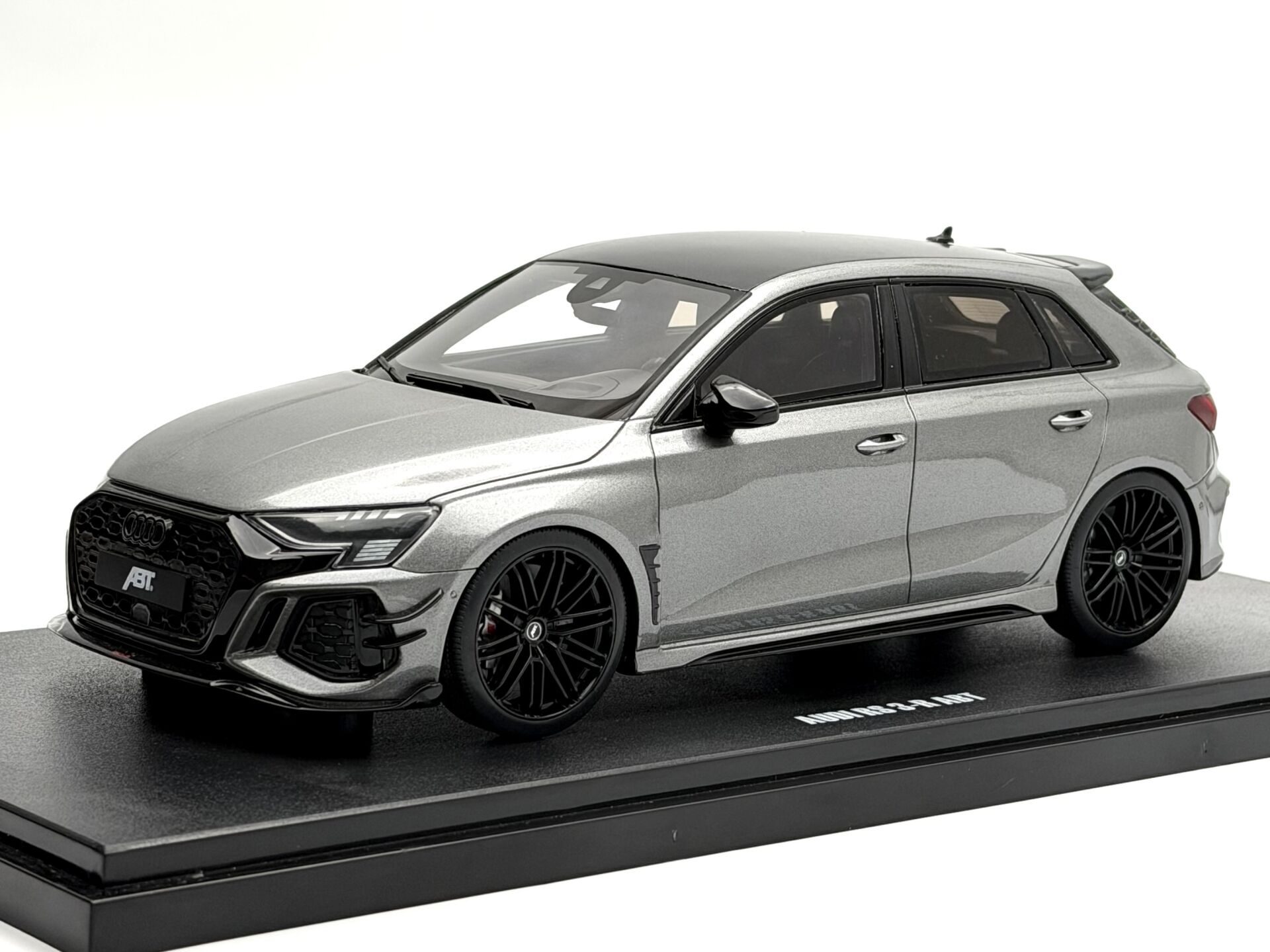 1:18 AUDI RS3-R ABT Daytona Grey GT434 - GT Spirit