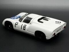 1:18 Porsche 910 Nürburgring 1000 Km 1967   - Exoto Motorbox