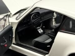 1:18 Porsche 911 964 Carrera RS 1992 77894 - Autoart Millennium