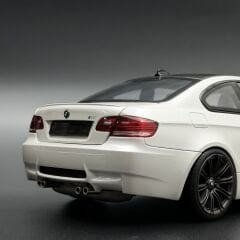 1:18 BMW M3 E92 Coupe Pearl White AÇIKLAMA - Kyosho
