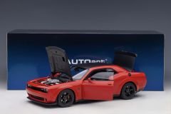 1:18 Dodge Challenger SRT Demon TorRed 71749 - Autoart