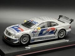 1:18 Mercedes-Benz CLK-DTM 2000 Schneider D2 - Maisto