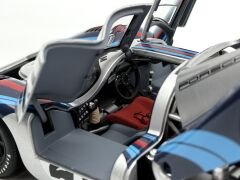 1:18 Porsche 917 Long Tail 1971 Le Mans Martini Team - Autoart