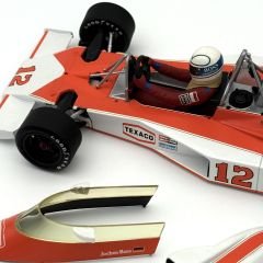 1:18 McLaren Ford M23 Jochen Mass 1976 Texaco - Minichamps