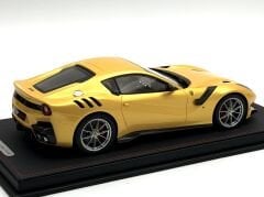 1:18 Ferrari F12 TDF 2015 Giallo Tristrato 199 pcs - BBR