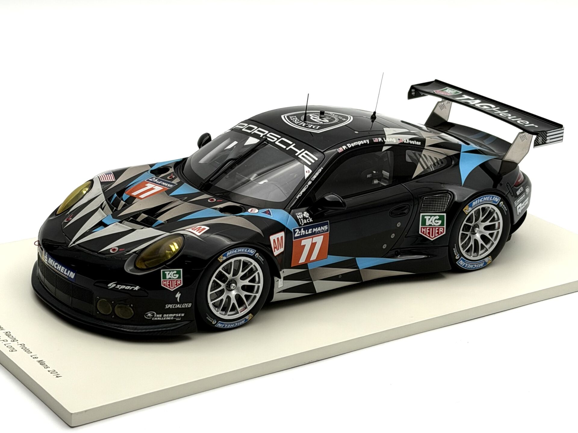 1:18 Porsche 911 991 RSR 2014 Le Mans Class #77 - Spark