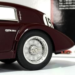 1:18 Alfa Romeo 8C 2900 Speciale Le Mans 1938 - CMC Model