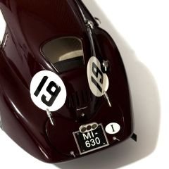 1:18 Alfa Romeo 8C 2900 Speciale Le Mans 1938 - CMC Model