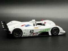 1:18 BMW V12 LMR 1999 Sebring Winner Beck's - Kyosho
