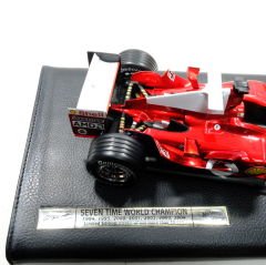 1:18 Ferrari F1 F2004 No:1 Seven Time World Champion Michael Schumacher