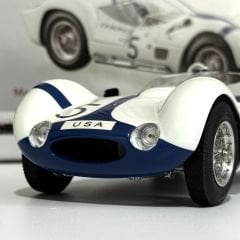 1:18 Maserati Tipo 61 Birdcage 1960 Nürburgring Winner - CMC