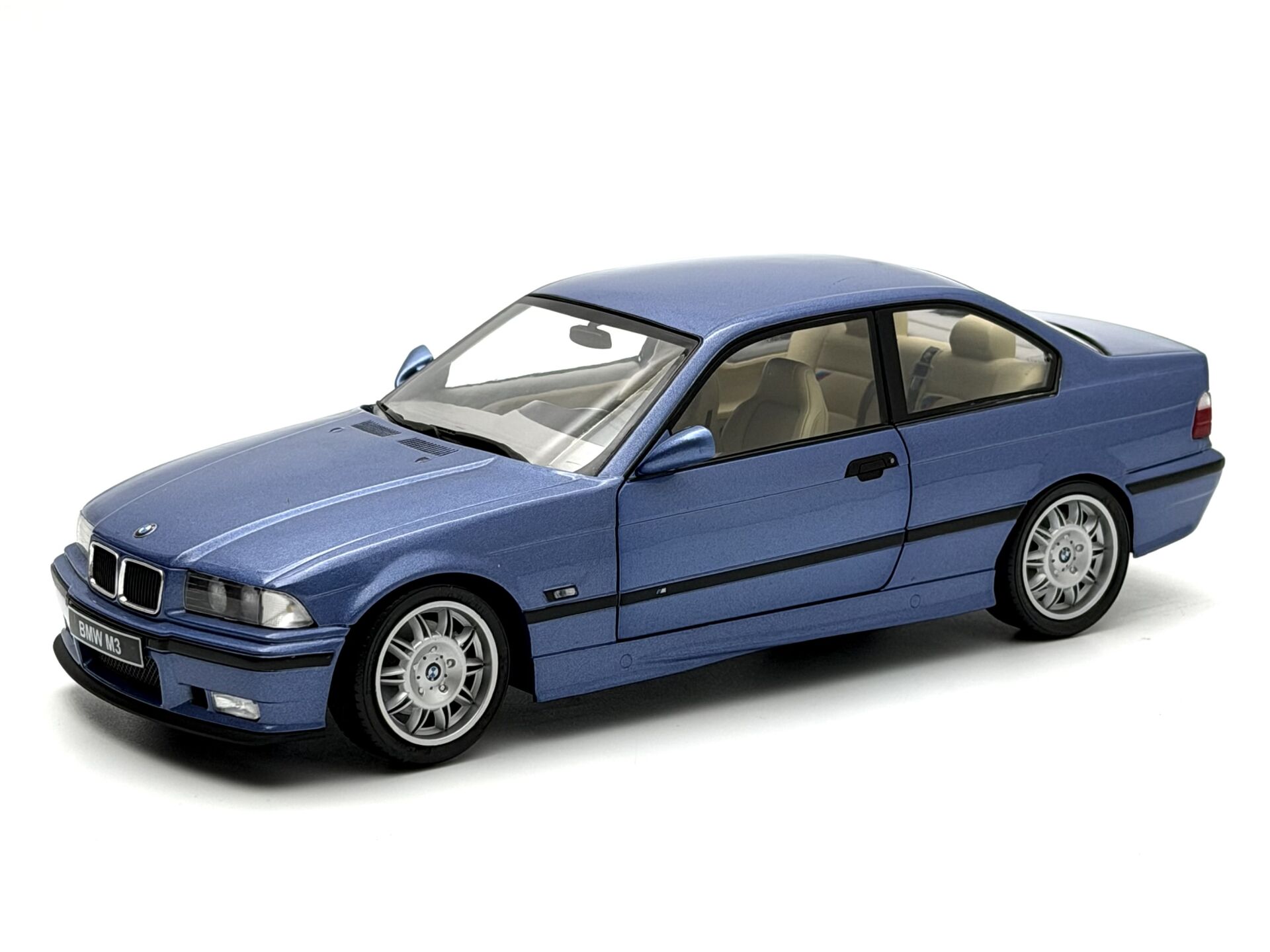 1:18 BMW M3 E36 Coupe 1990 - Solido