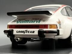 1:18 Porsche 911 934 RSR Vaillant Bob Wollek Norisring 1976 - Minichamps
