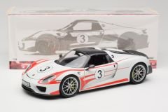 1:18 Porsche 918 Weissach Package Salzburg Edt. - Minichamps