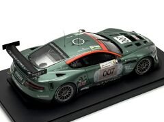 1:18 Aston Martin DBR9 Le Mans 2006 #007 Enge 80606 - Autoart