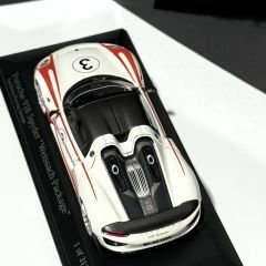 1:43 Porsche 918 Weissach Package Salzburg Edt. - Minichamps