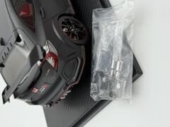1:18 Honda Civic FK8 with Showcase Matte Black - One Model