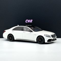 1:18 Mercedes-Benz S63 AMG W222 Facelift Diamond White - GT Spirit