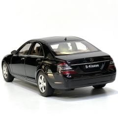 1:18 Mercedes-Benz S Class S500 W221 Black 2005 - Autoart