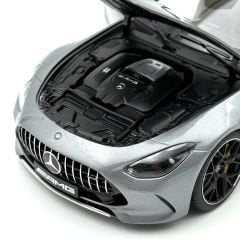 1:18 Mercedes-Benz AMG GT63 C192 4 Matic 2024 - NZG