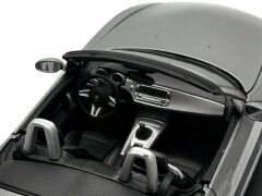 1:18 BMW Z4 Spider 2003 Grey - Maisto