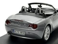 1:18 BMW Z4 Spider 2003 Grey - Maisto