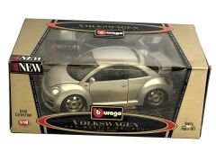 1:18 Volkswagen New Beetle RSI 2001 - Burago İtalyan